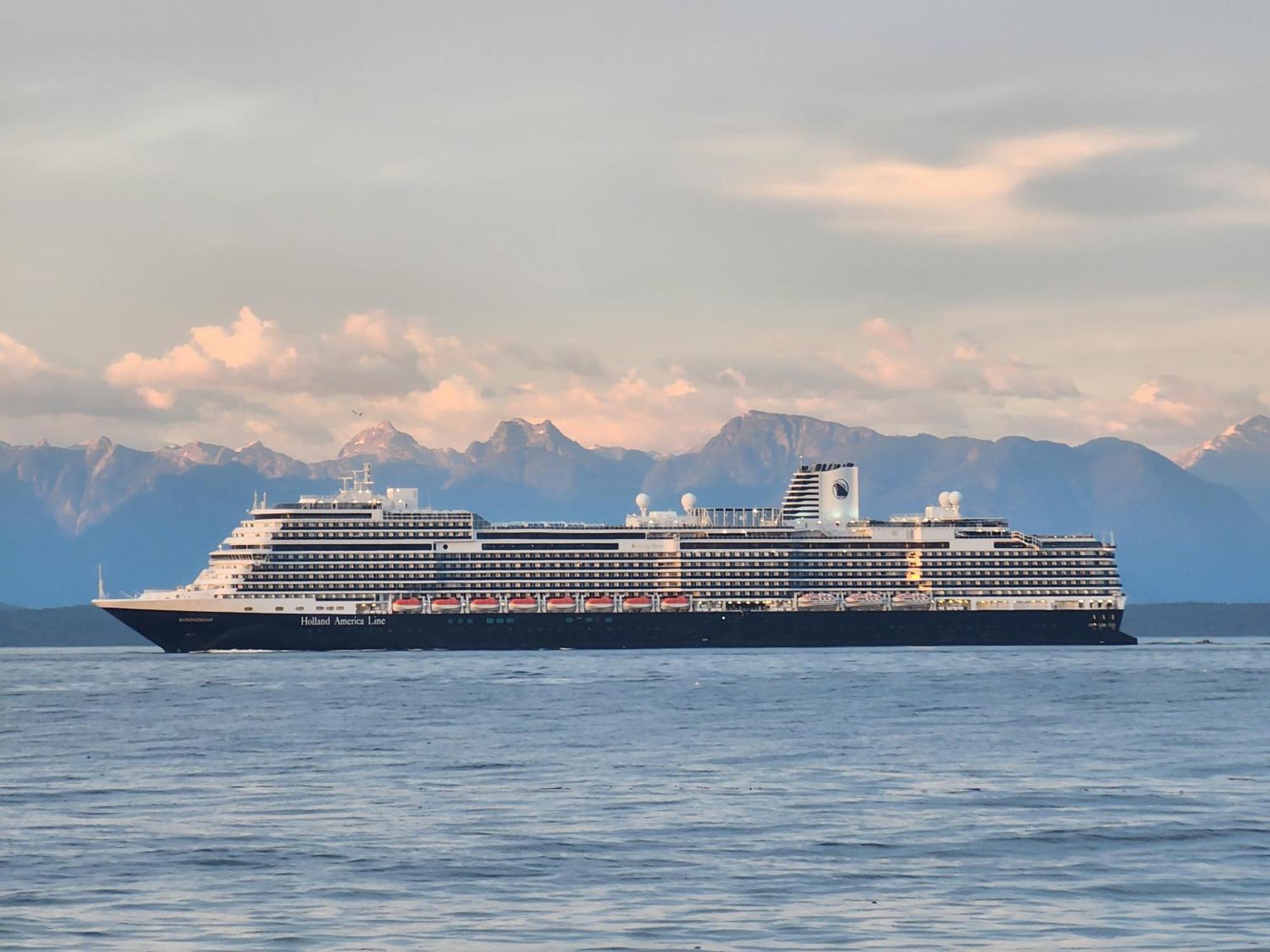 Ocean'S Edge Suite Campbell River Bagian luar foto